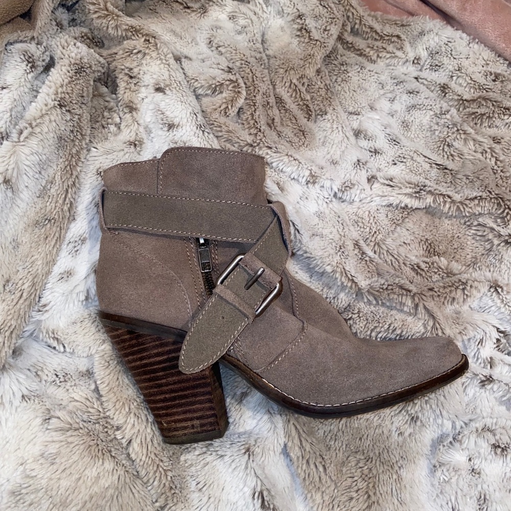 Dolce vita booties